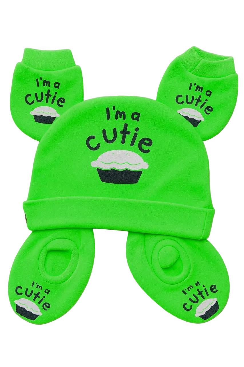 3 Pc Set - Mitten, Booties, Beanie 2