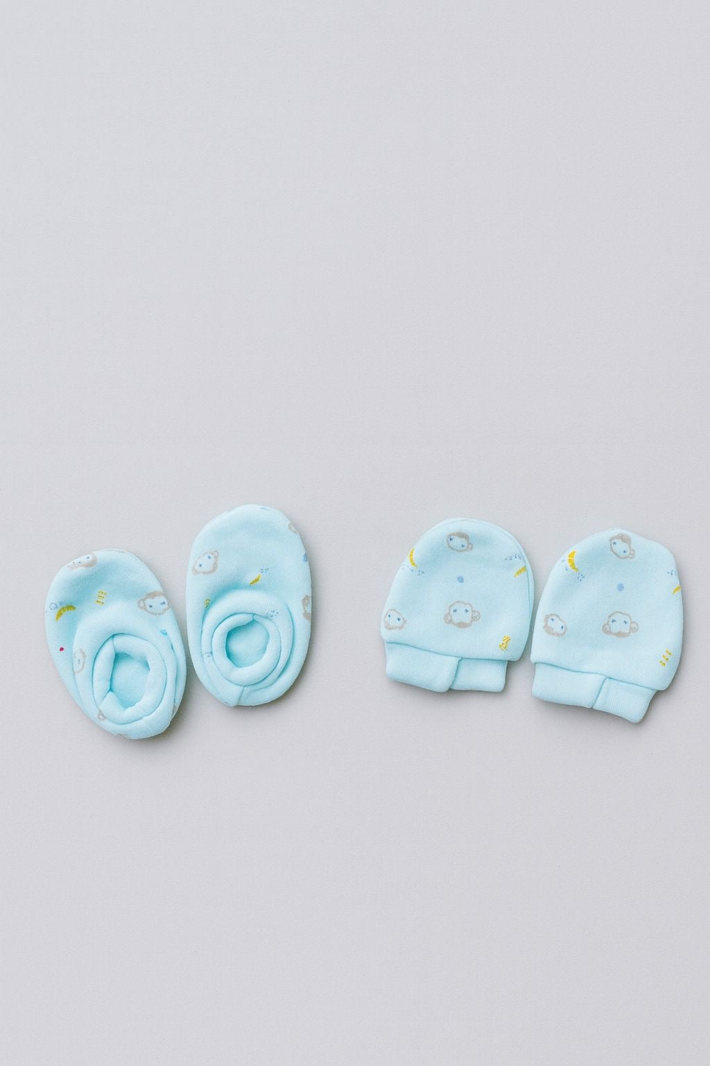 Baby Mittens & Booties- Sky Blue Cow Face