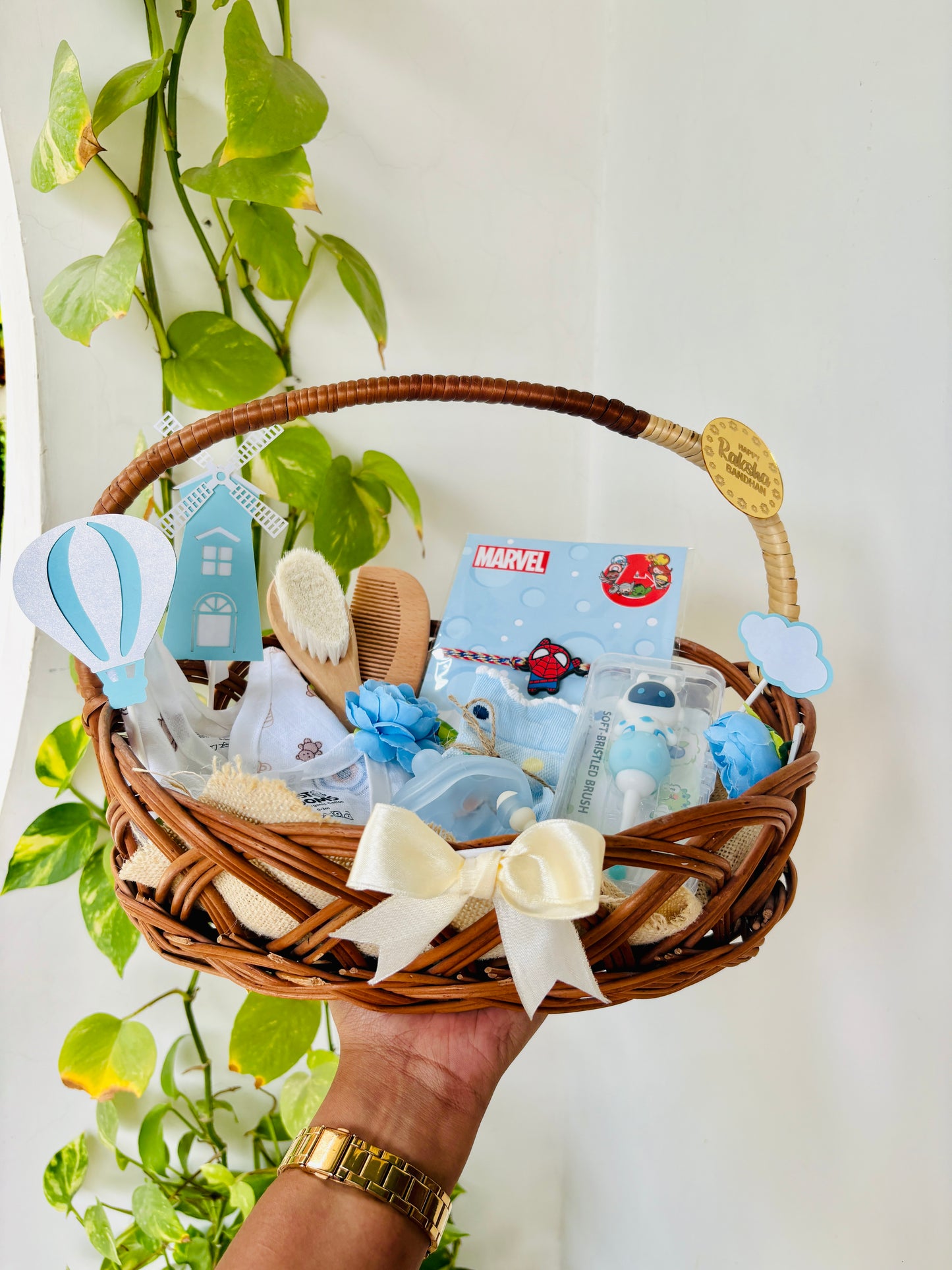 Tiny Wonder Basket